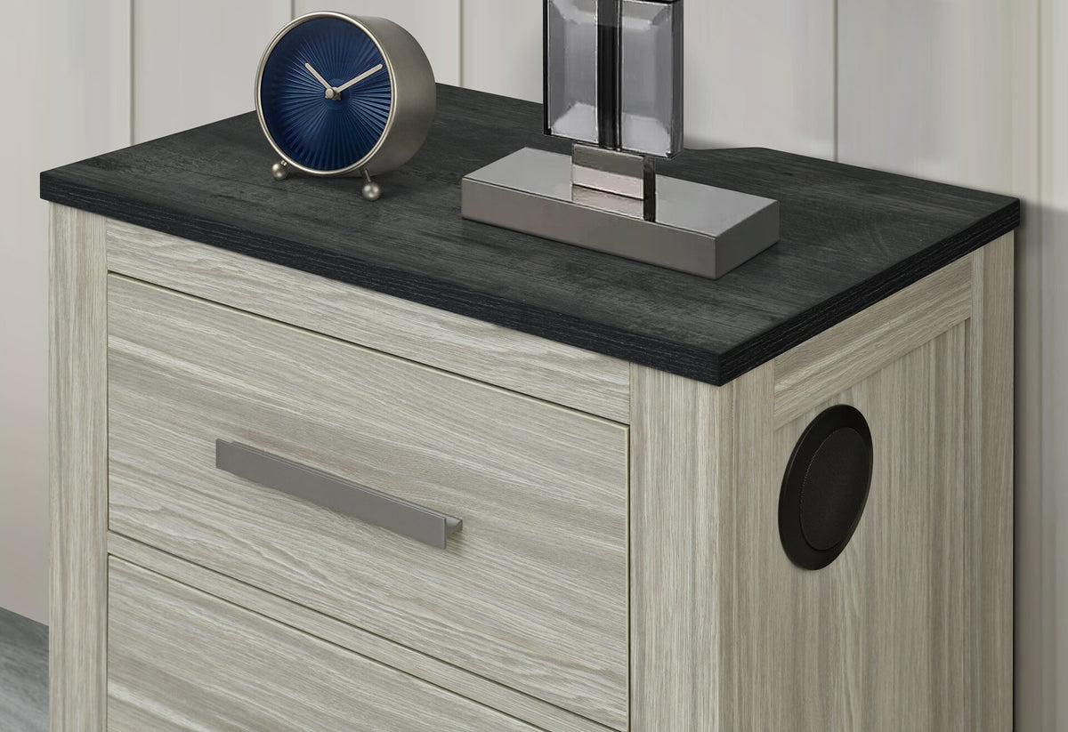 ASHLEY-BROWN-BED-DETAILS-2-3