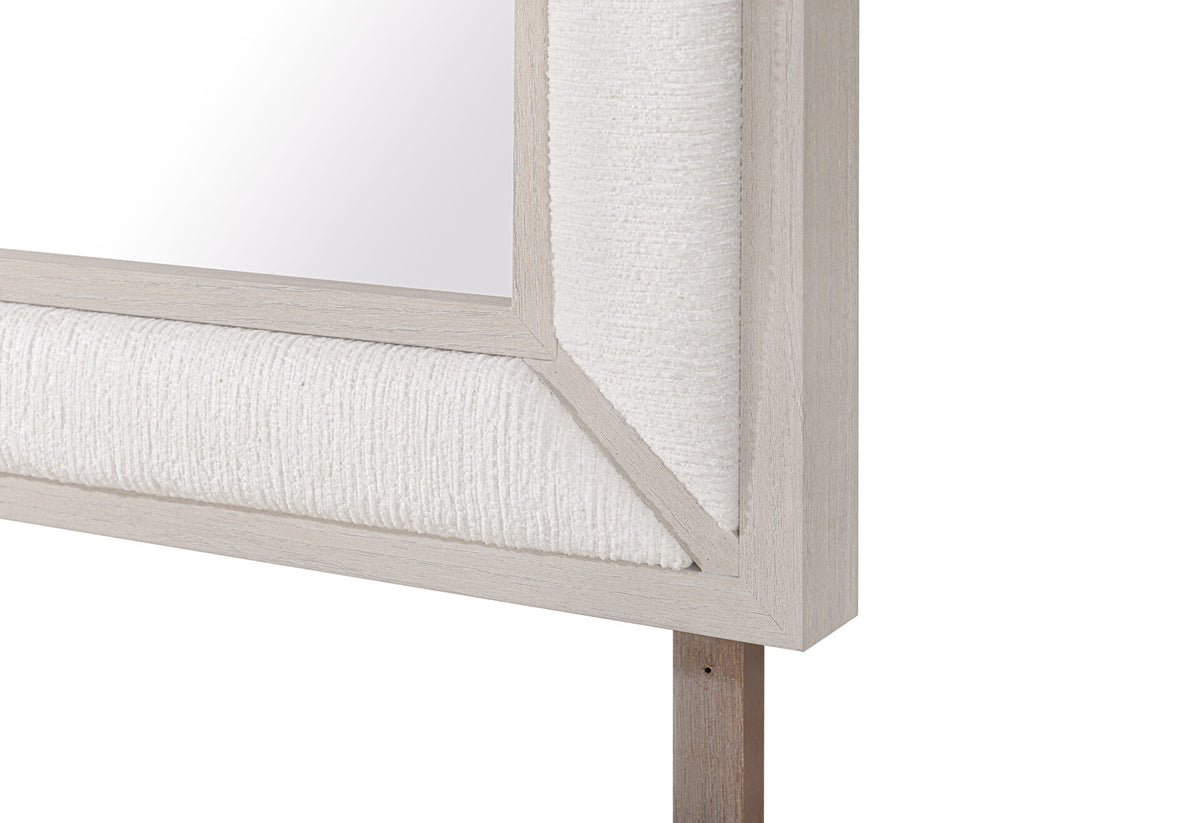 CLARA-BEIGE-DETAIL-OF-MIRROR-1