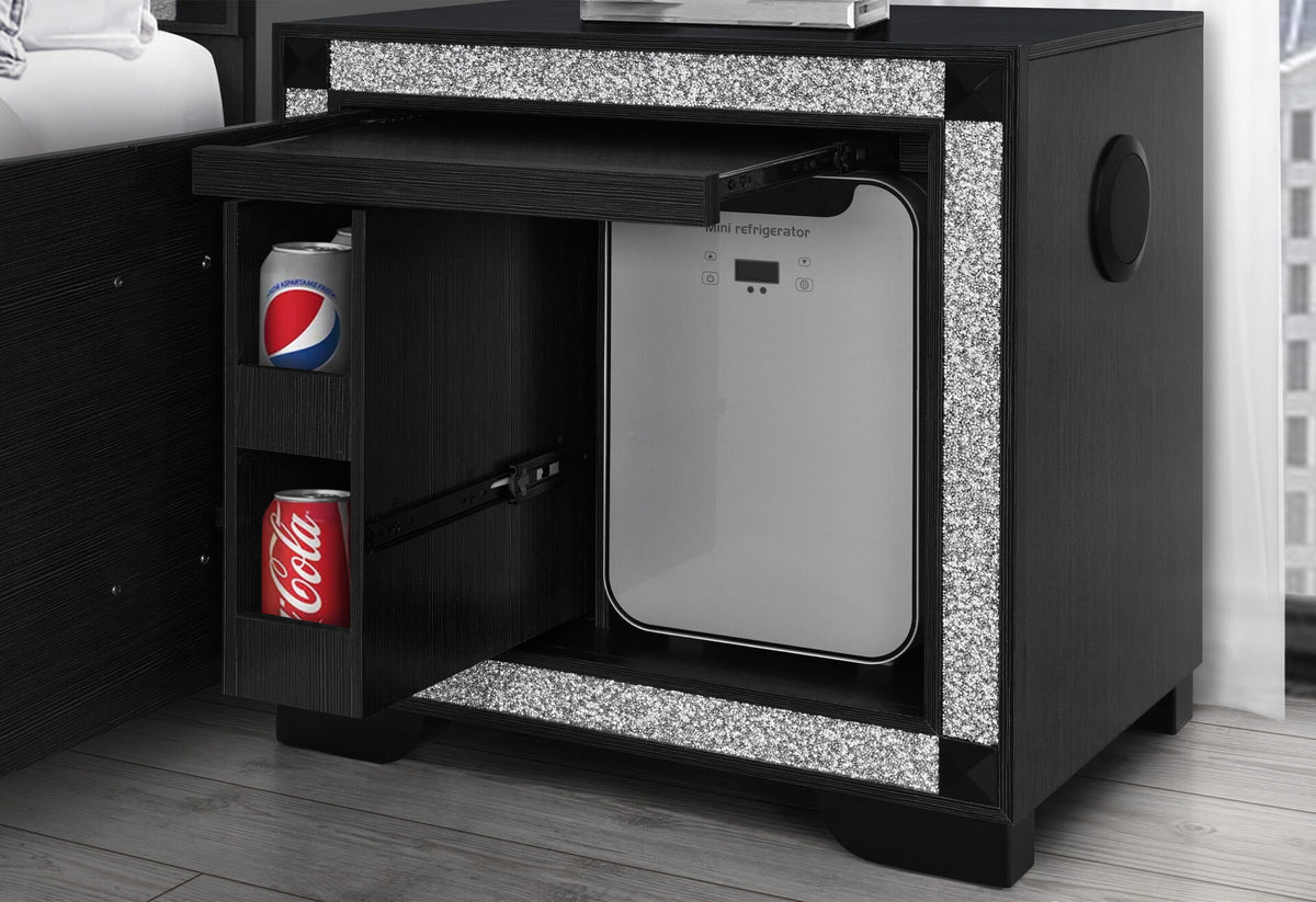 SOLEIL-CHARCOAL-NS-W-COOLER-DETAIL-3