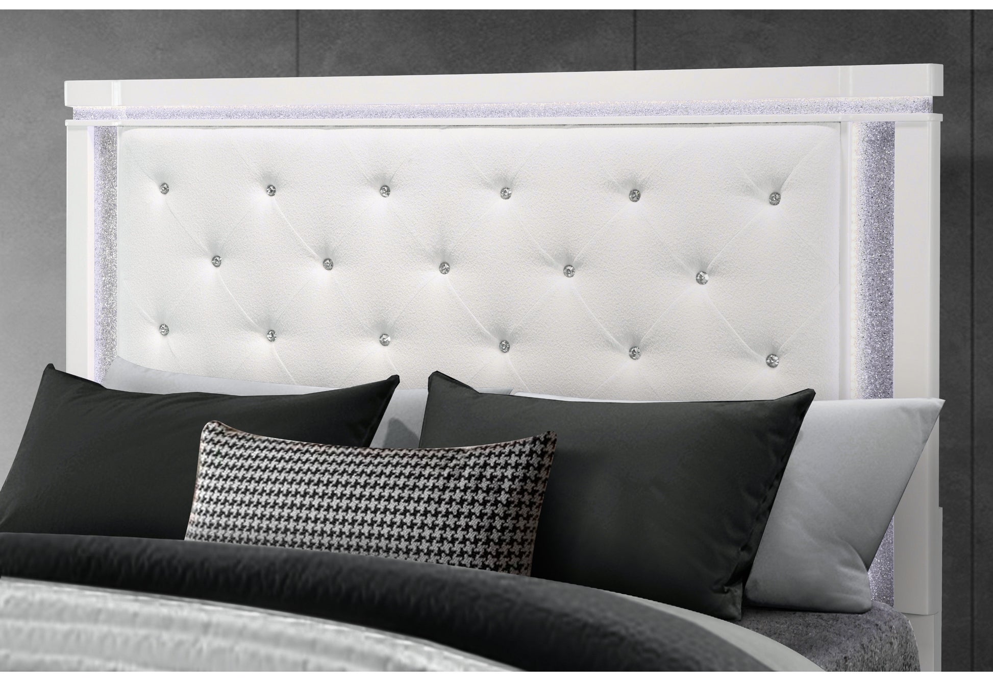 ALINA-WH-KB-HB-DETAIL