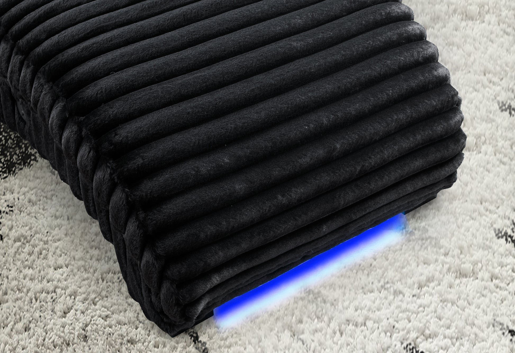 DOMINIC-BLACK-CHAISE WITH LED-DETAILS-2