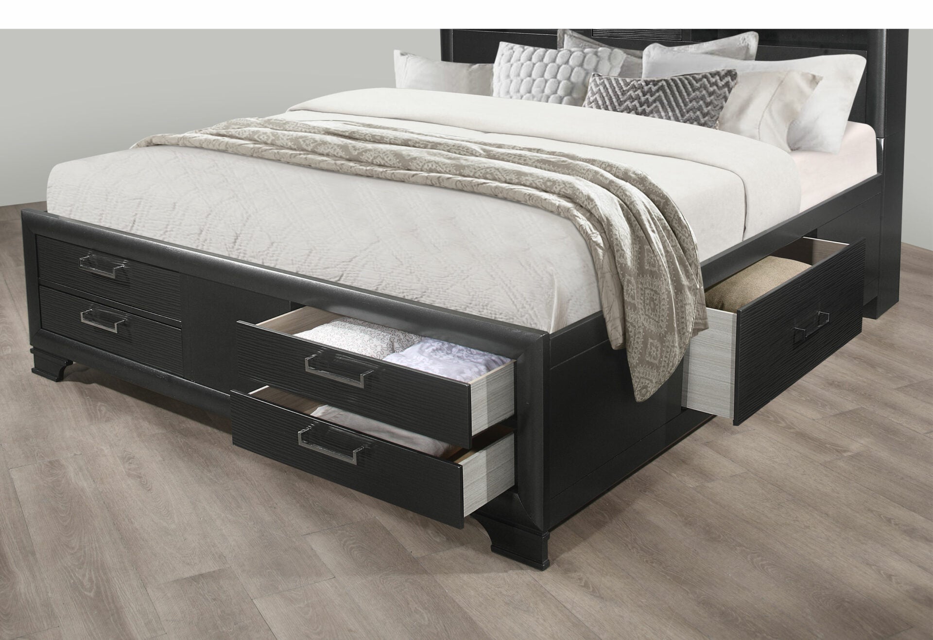JORDYN-GRY-STORAGE-DETAILS-3