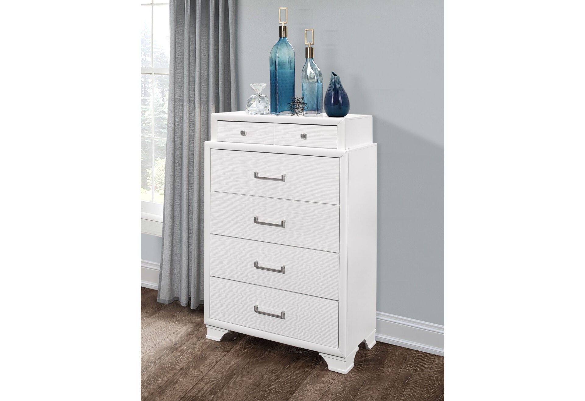 Jordyn-White-Chest-RSC-1