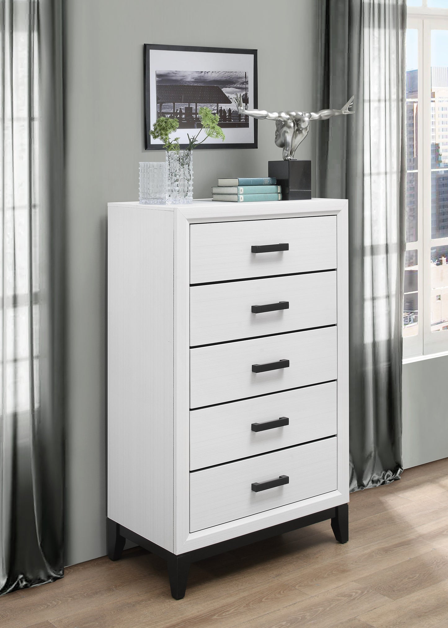 Kate White Chest RSC