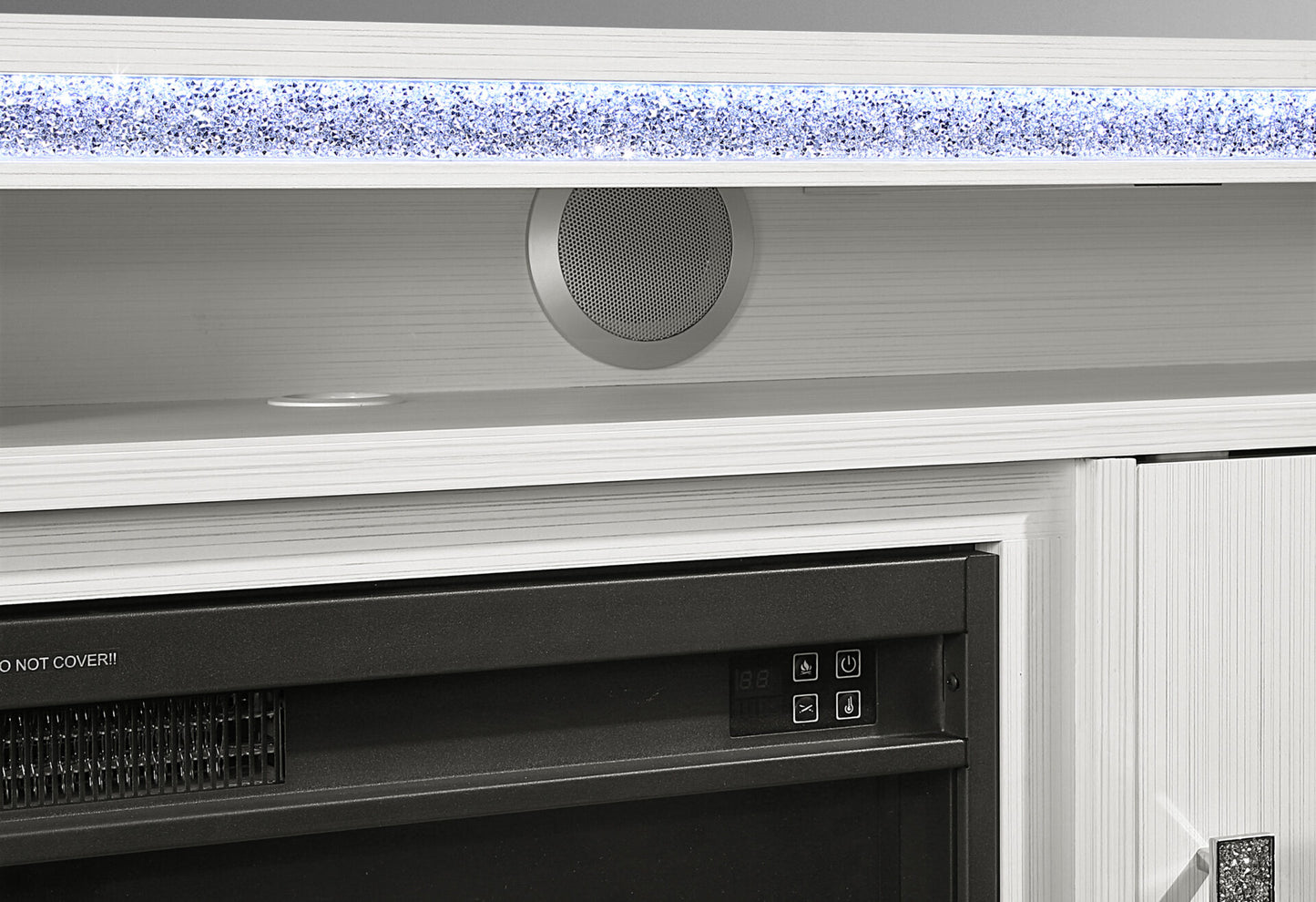 LILY-WHITE-FPLC-72-WLED-DETAIL-1