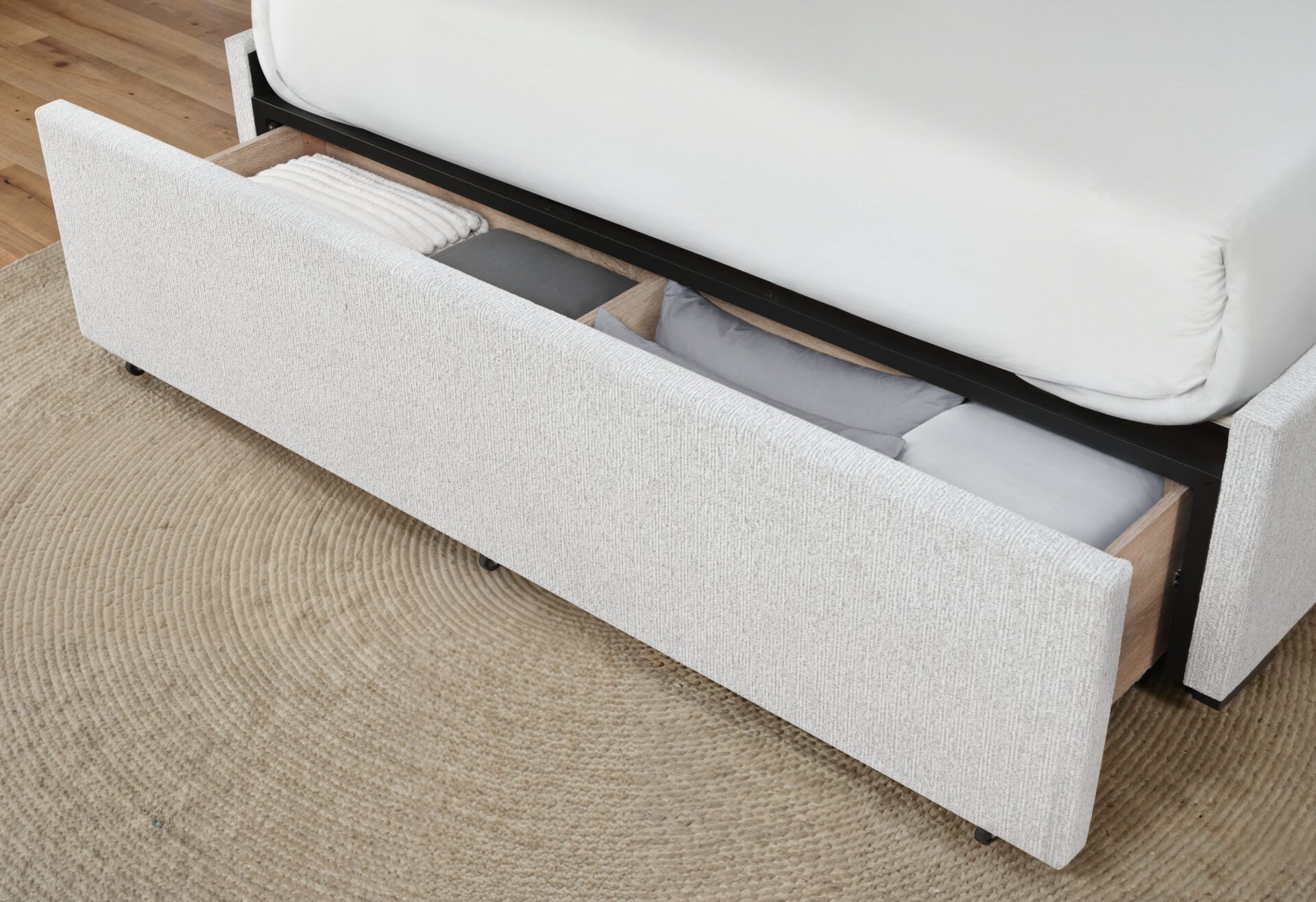 SADIE-KB-BEIGE-BED-DETAILS-1-RSC-1
