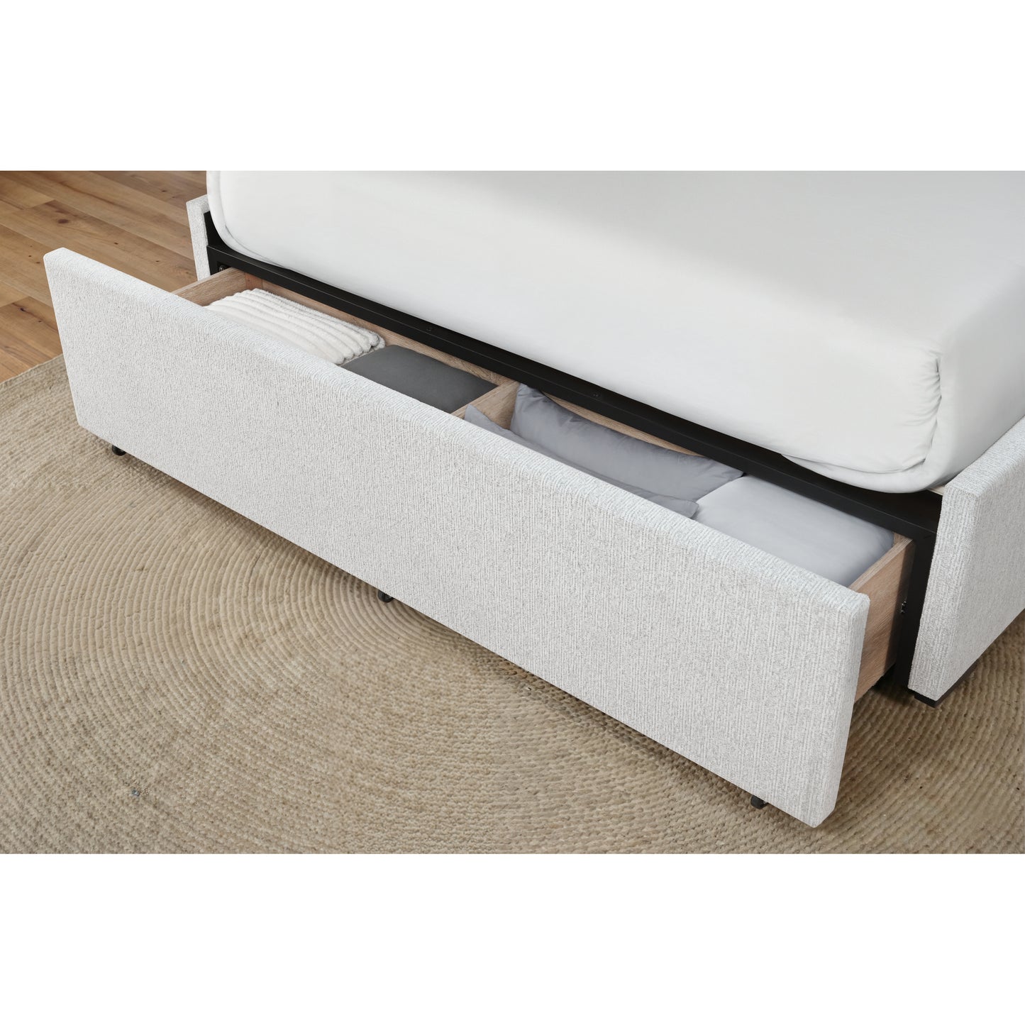 SADIE-KB-BEIGE-BED DETAILS 1 RSC