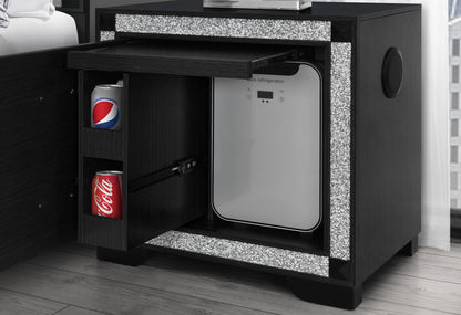 SOLEIL-CHARCOAL-NS-W-COOLER-DETAIL